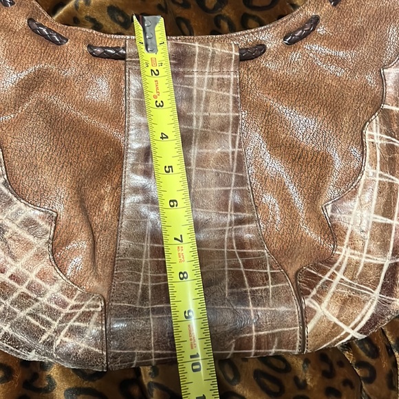 Sondra Roberts Vintage Leather Hobo Bag - Picture 8 of 15